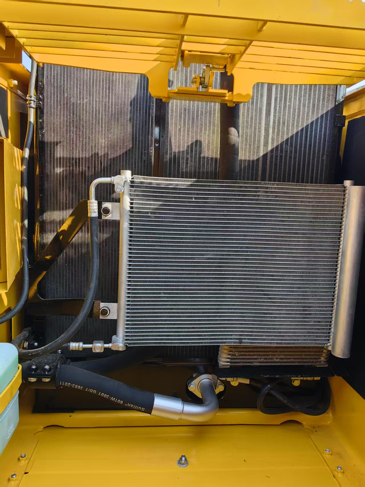 KOMATSU PC200-7 - Rupsgraafmachine: afbeelding 5 KOMATSU PC200-7 - Rupsgraafmachine: afbeelding 5