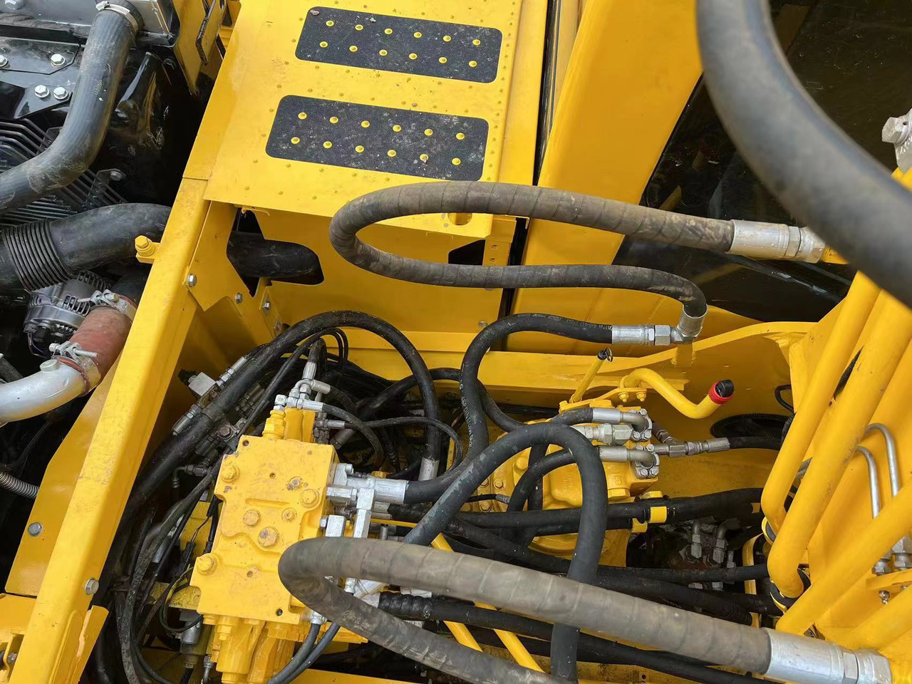 Komatsu PC200-7 - Rupsgraafmachine: afbeelding 5 Komatsu PC200-7 - Rupsgraafmachine: afbeelding 5