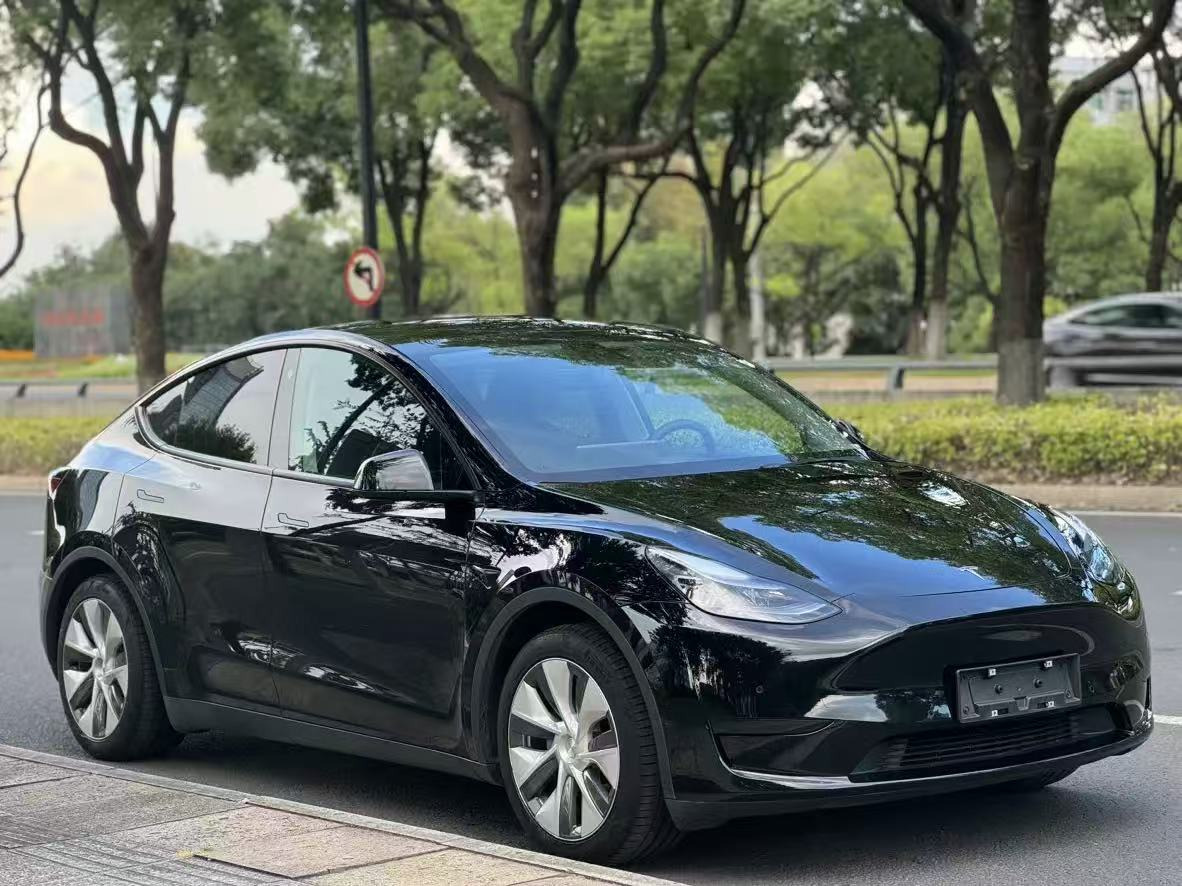 TESLA MODEL Y - Personenwagen: afbeelding 3 TESLA MODEL Y - Personenwagen: afbeelding 3