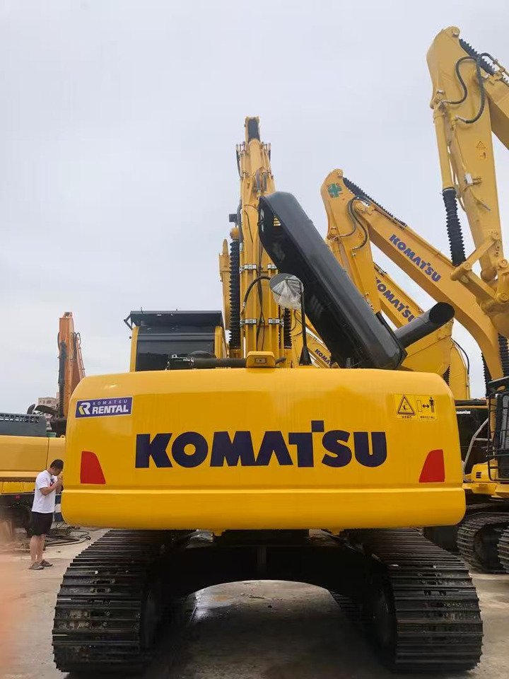 Komatsu PC220-8 - Rupsgraafmachine: afbeelding 2 Komatsu PC220-8 - Rupsgraafmachine: afbeelding 2