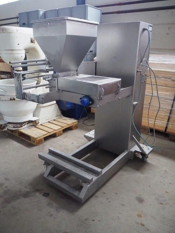 RADEMAKER DEPOSITOR - Bakkerijmachine: afbeelding 1 RADEMAKER DEPOSITOR - Bakkerijmachine: afbeelding 1