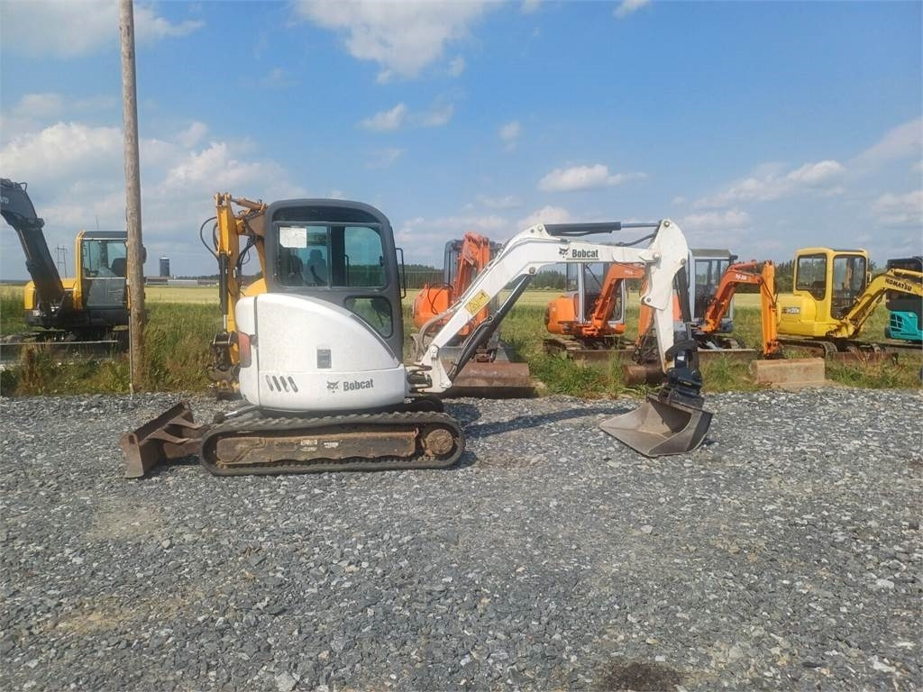 Bobcat 430hag kallistuvalla liittimellä - Minigraafmachine: afbeelding 5 Bobcat 430hag kallistuvalla liittimellä - Minigraafmachine: afbeelding 5