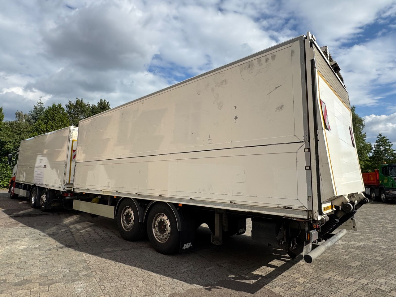 Mercedes-Benz Actros 2545/2xLBW/Klima/Kamera/kpl.Zug - Drankenwagen vrachtwagen: afbeelding 4 Mercedes-Benz Actros 2545/2xLBW/Klima/Kamera/kpl.Zug - Drankenwagen vrachtwagen: afbeelding 4
