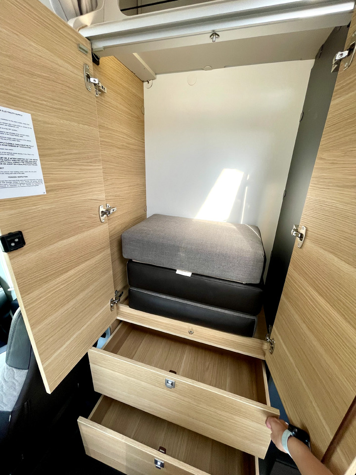 Alkoof camper Adria Coral Xl 600 DP: afbeelding 8