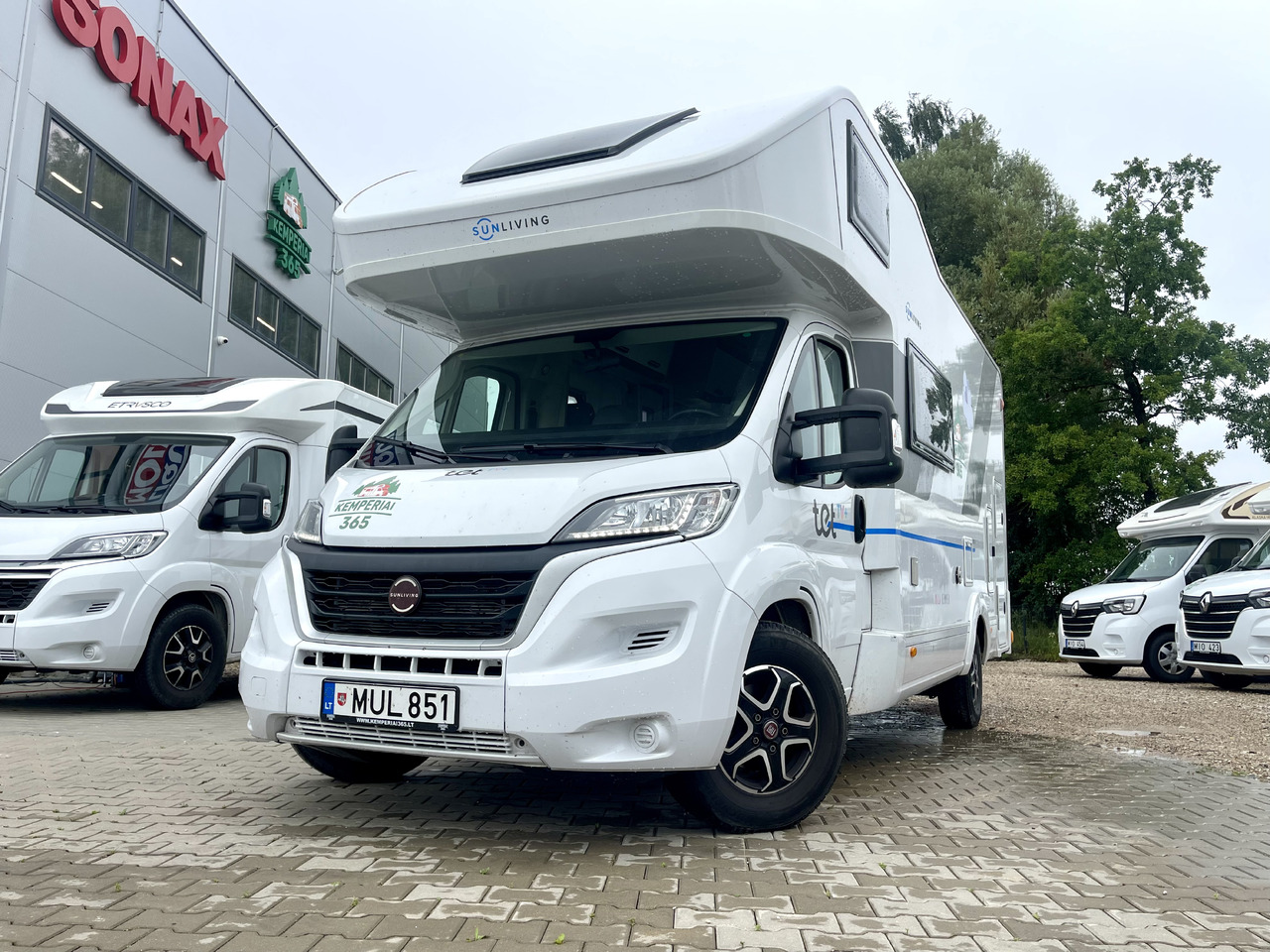 SUN LIVING A 70 DK - Alkoof camper: afbeelding 1 SUN LIVING A 70 DK - Alkoof camper: afbeelding 1