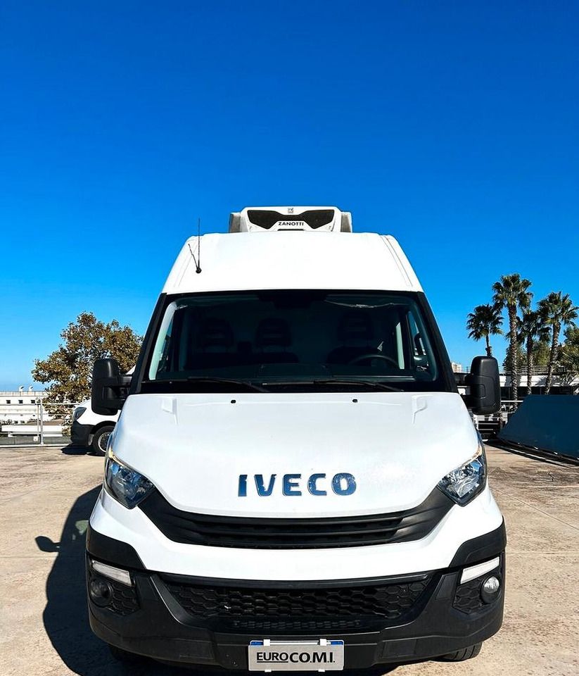 Iveco Daily 35C15 Furgone gemellato Isotermico - Koelwagen: afbeelding 2 Iveco Daily 35C15 Furgone gemellato Isotermico - Koelwagen: afbeelding 2
