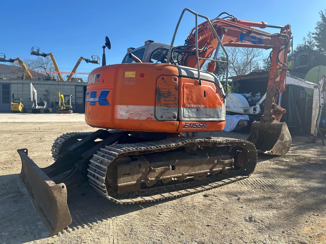 FIAT KOBELCO E115SR - Rupsgraafmachine: afbeelding 3 FIAT KOBELCO E115SR - Rupsgraafmachine: afbeelding 3