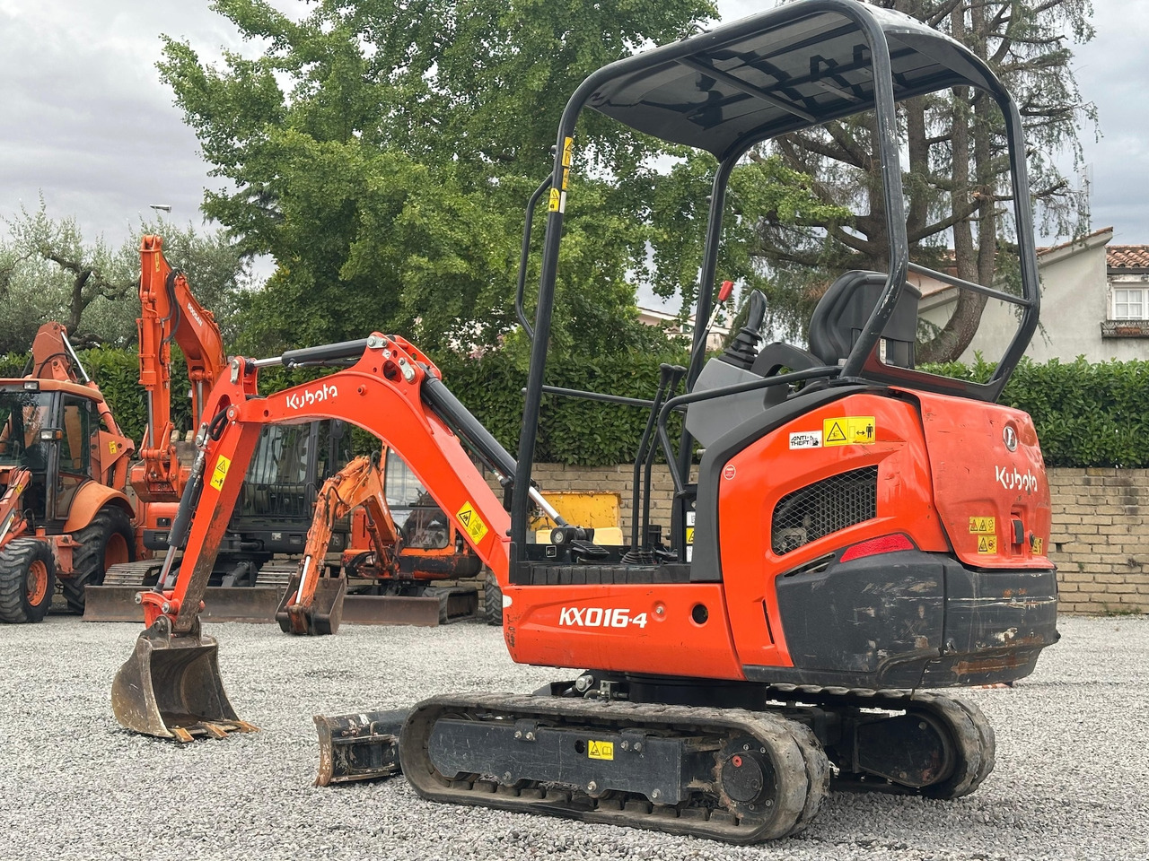 KUBOTA KX016-4 - Minigraafmachine: afbeelding 4 KUBOTA KX016-4 - Minigraafmachine: afbeelding 4