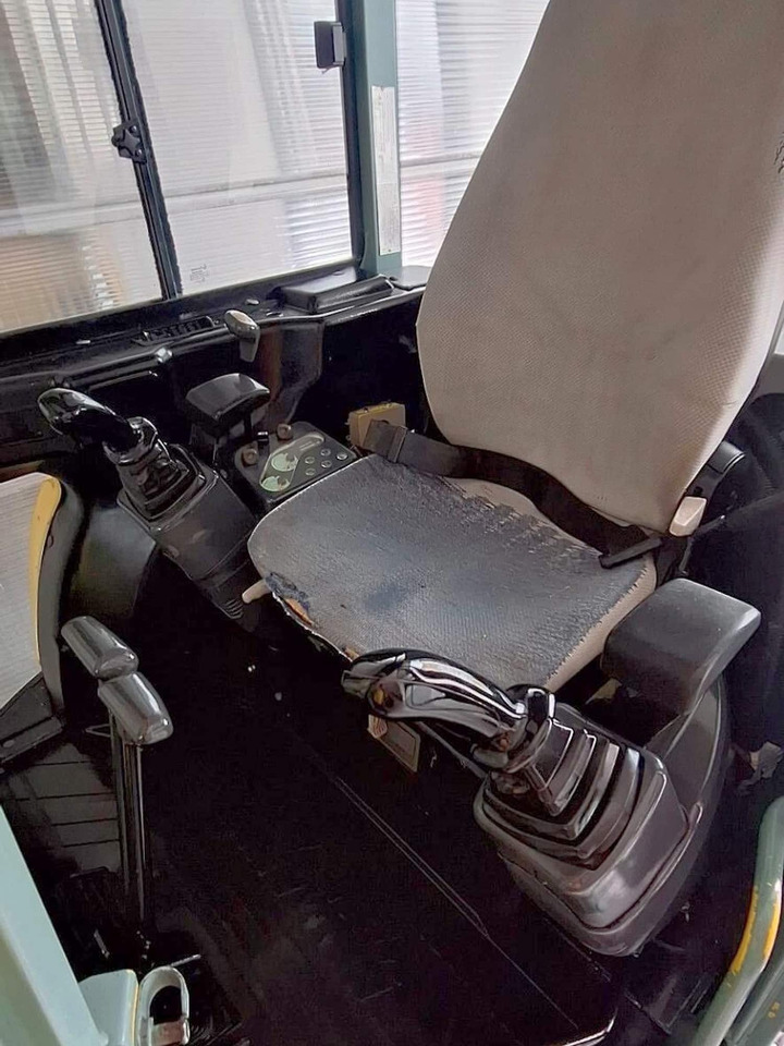 YANMAR VIO30 - Minigraafmachine: afbeelding 5 YANMAR VIO30 - Minigraafmachine: afbeelding 5