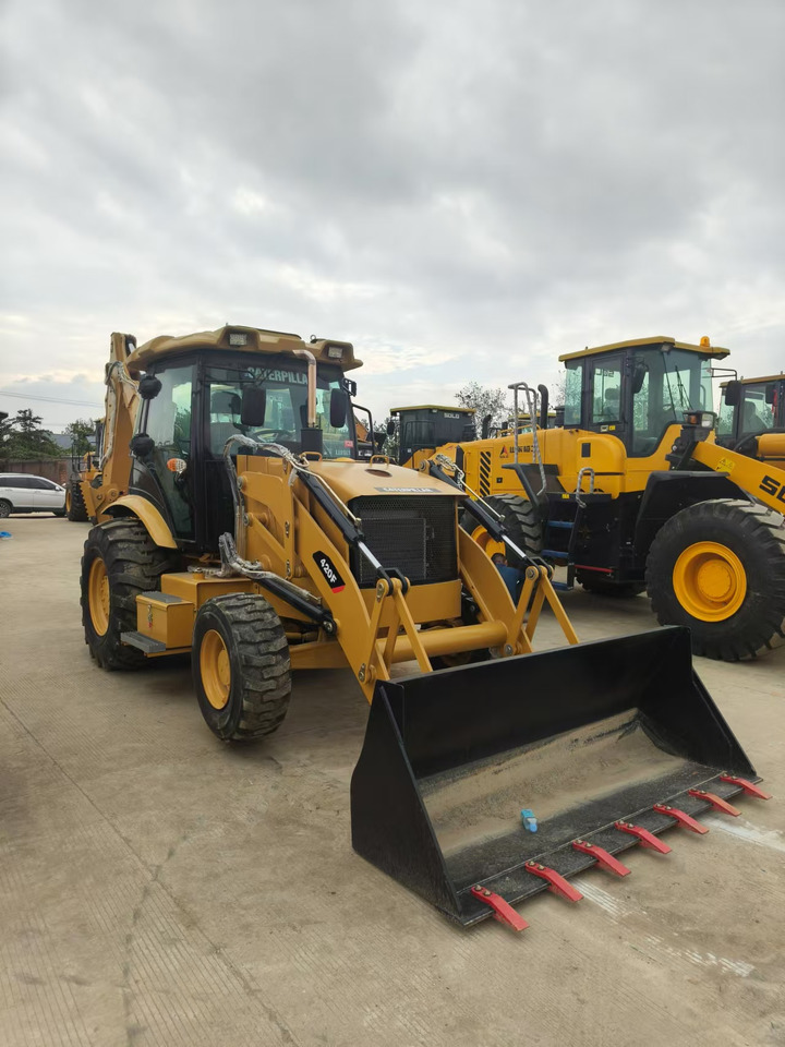 CATERPILLAR 420F - Graaflaadmachine: afbeelding 5 CATERPILLAR 420F - Graaflaadmachine: afbeelding 5