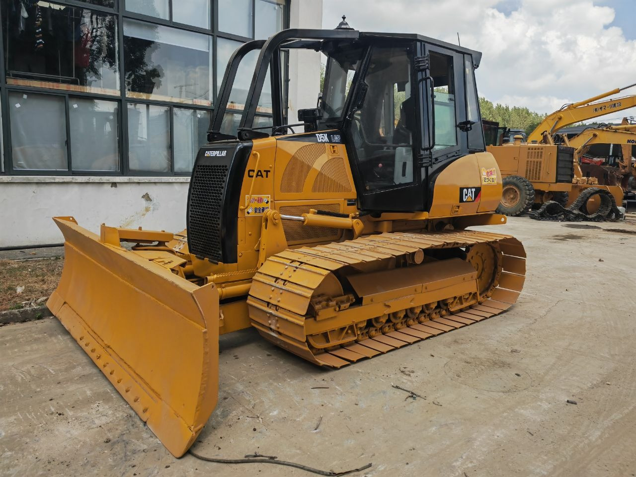 CATERPILLAR D5K - Bulldozer: afbeelding 2 CATERPILLAR D5K - Bulldozer: afbeelding 2