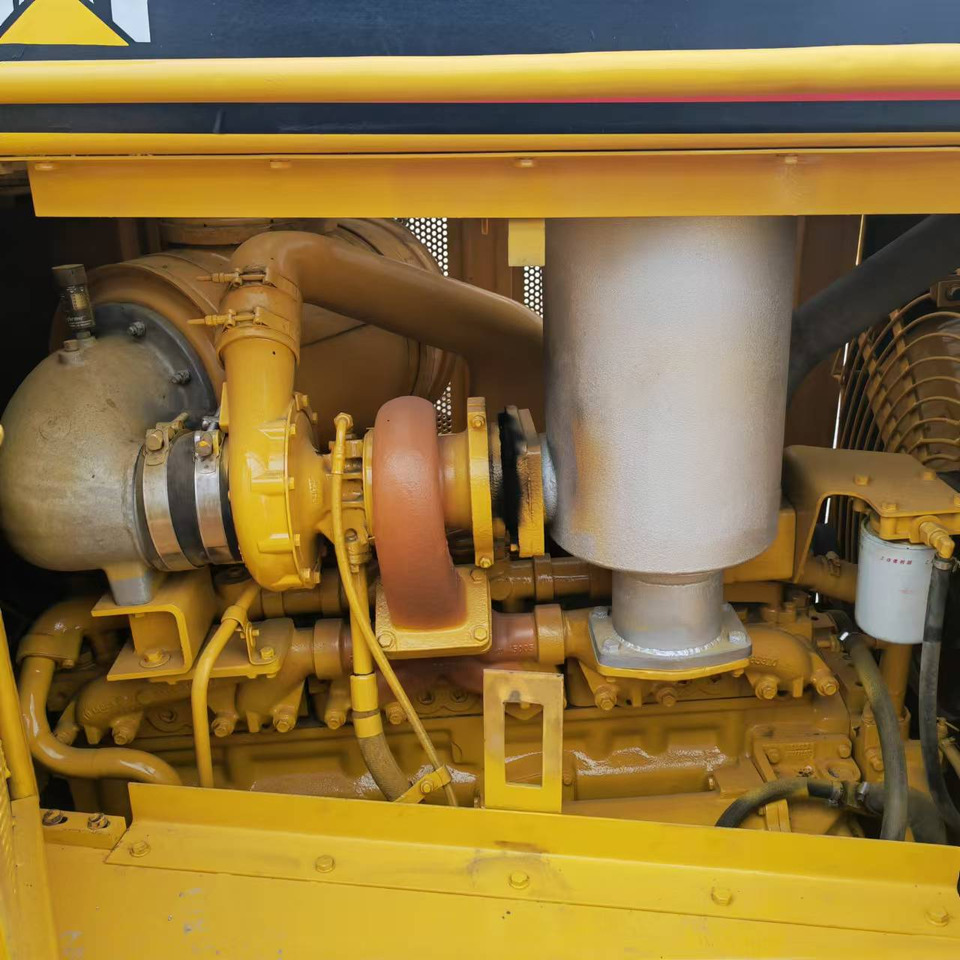 CATERPILLAR D8R - Bulldozer: afbeelding 4 CATERPILLAR D8R - Bulldozer: afbeelding 4