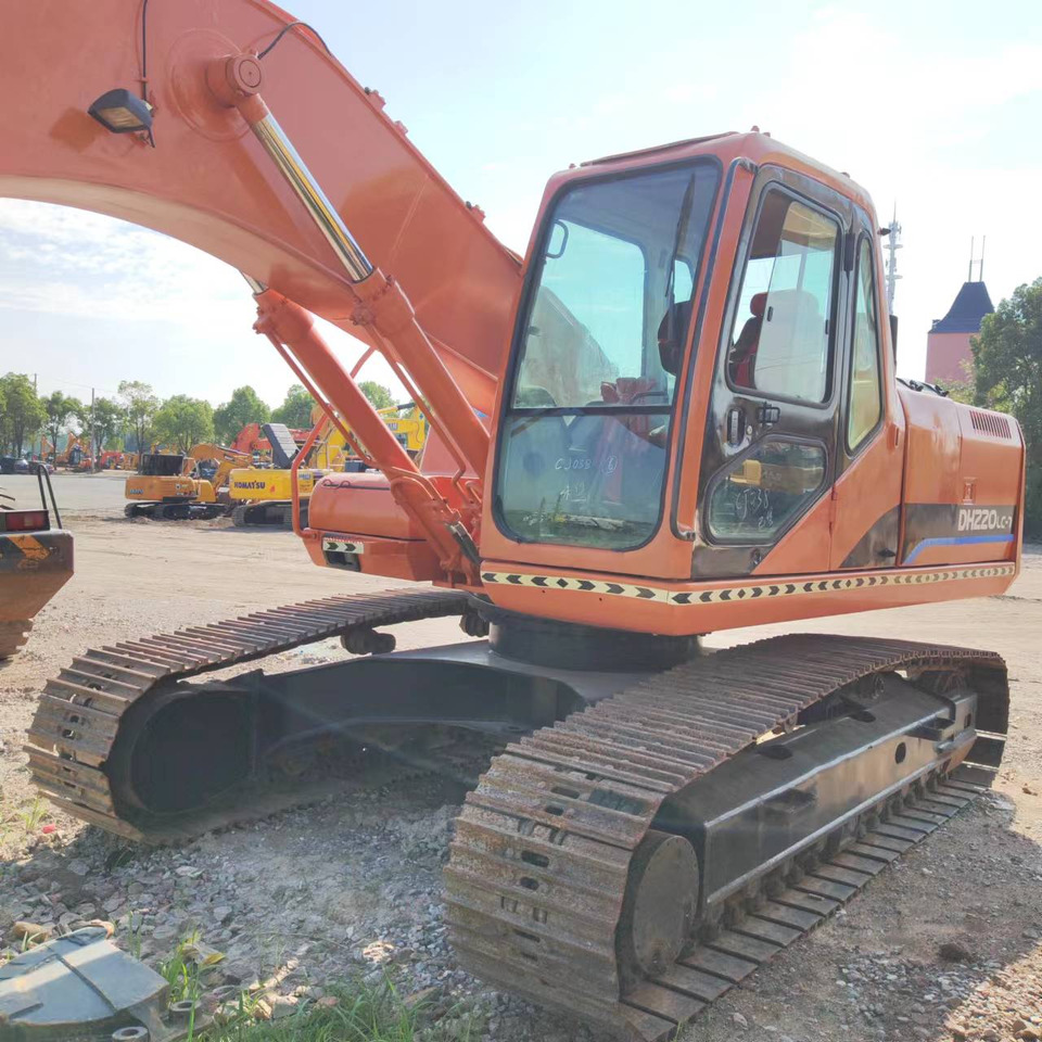 DOOSAN DH220 - Rupsgraafmachine: afbeelding 4 DOOSAN DH220 - Rupsgraafmachine: afbeelding 4