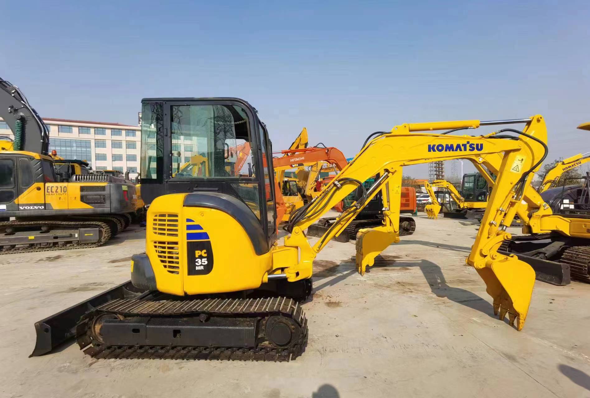 KOMATSU PC35 - Minigraafmachine: afbeelding 1 KOMATSU PC35 - Minigraafmachine: afbeelding 1