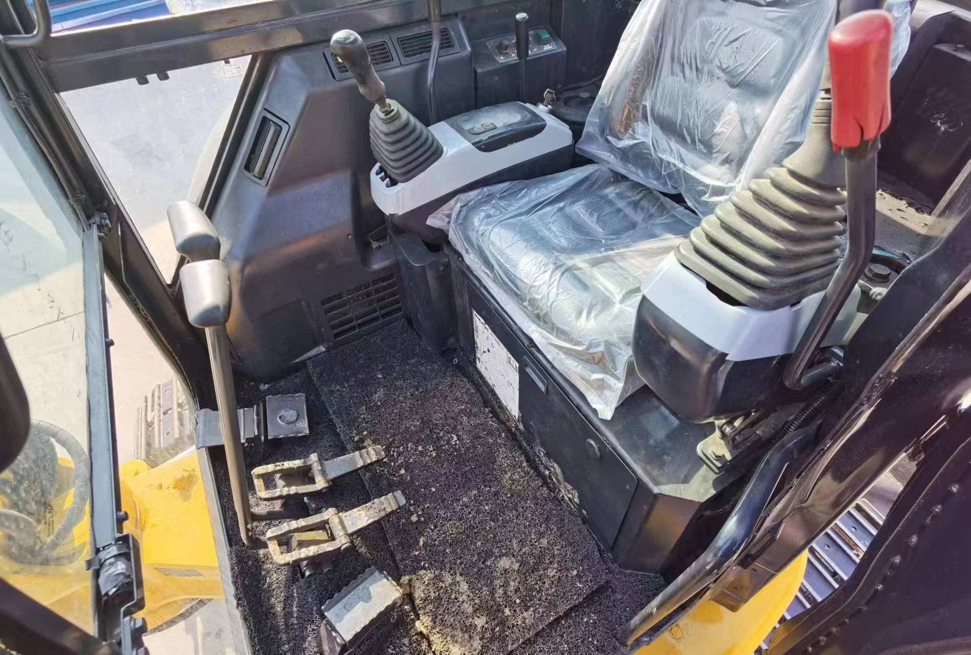 KOMATSU PC35 - Minigraafmachine: afbeelding 4 KOMATSU PC35 - Minigraafmachine: afbeelding 4