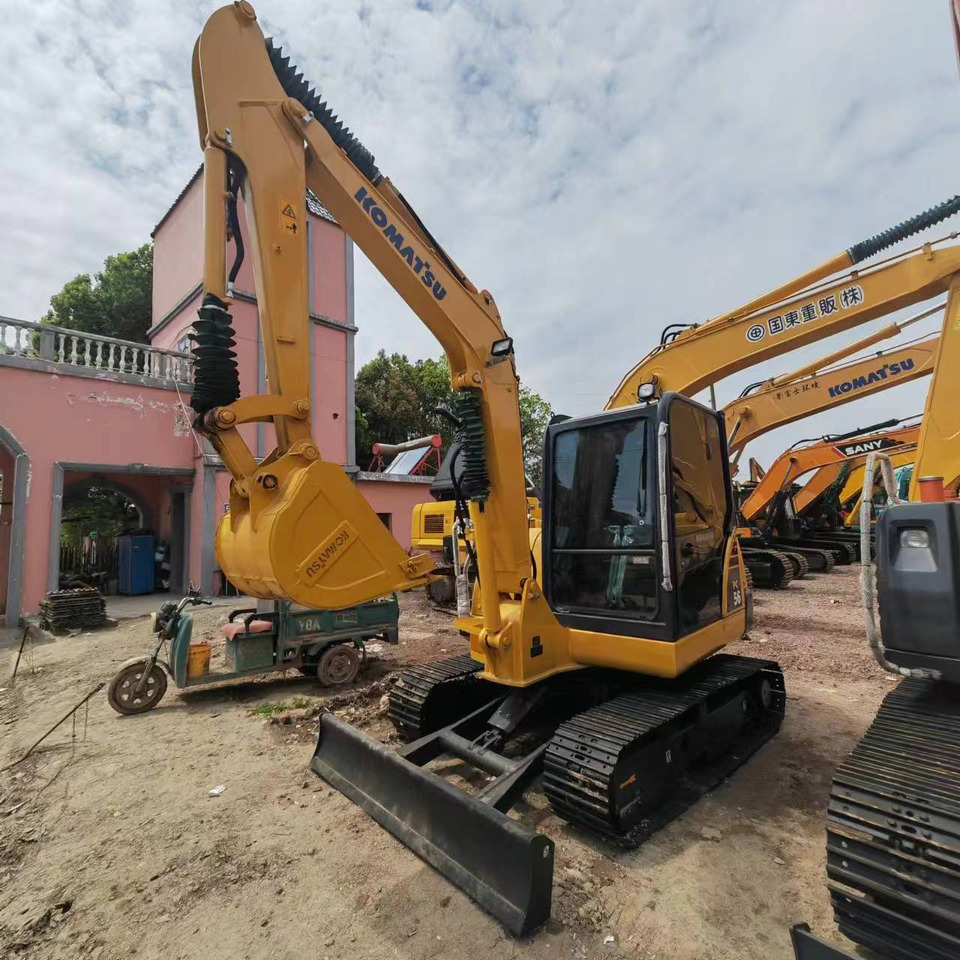 KOMATSU PC56 - Rupsgraafmachine: afbeelding 1 KOMATSU PC56 - Rupsgraafmachine: afbeelding 1