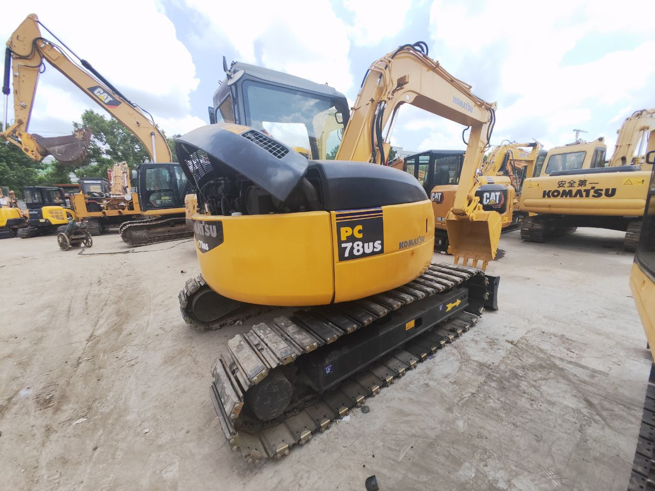 KOMATSU PC78US - Rupsgraafmachine: afbeelding 1 KOMATSU PC78US - Rupsgraafmachine: afbeelding 1