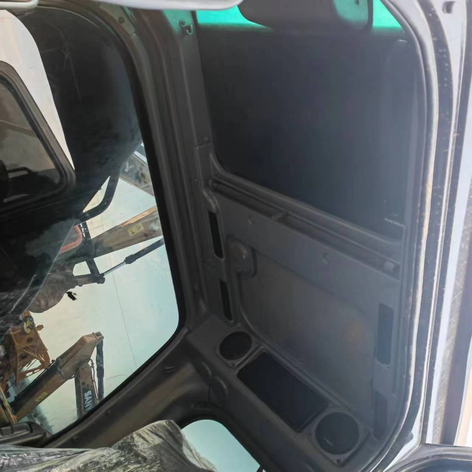 Rupsgraafmachine VOLVO EC290: afbeelding 16