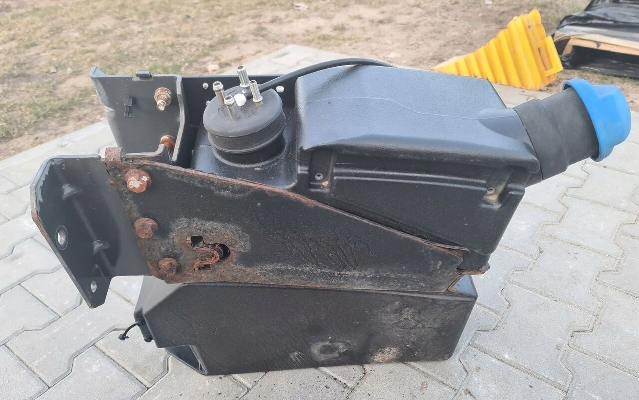 207667733   Volvo FL FE - AdBlue Tank voor Vrachtwagen: afbeelding 2 207667733   Volvo FL FE - AdBlue Tank voor Vrachtwagen: afbeelding 2