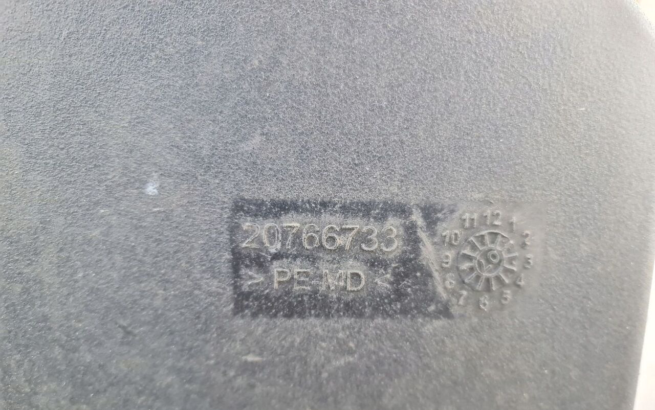 207667733   Volvo FL FE - AdBlue Tank voor Vrachtwagen: afbeelding 3 207667733   Volvo FL FE - AdBlue Tank voor Vrachtwagen: afbeelding 3