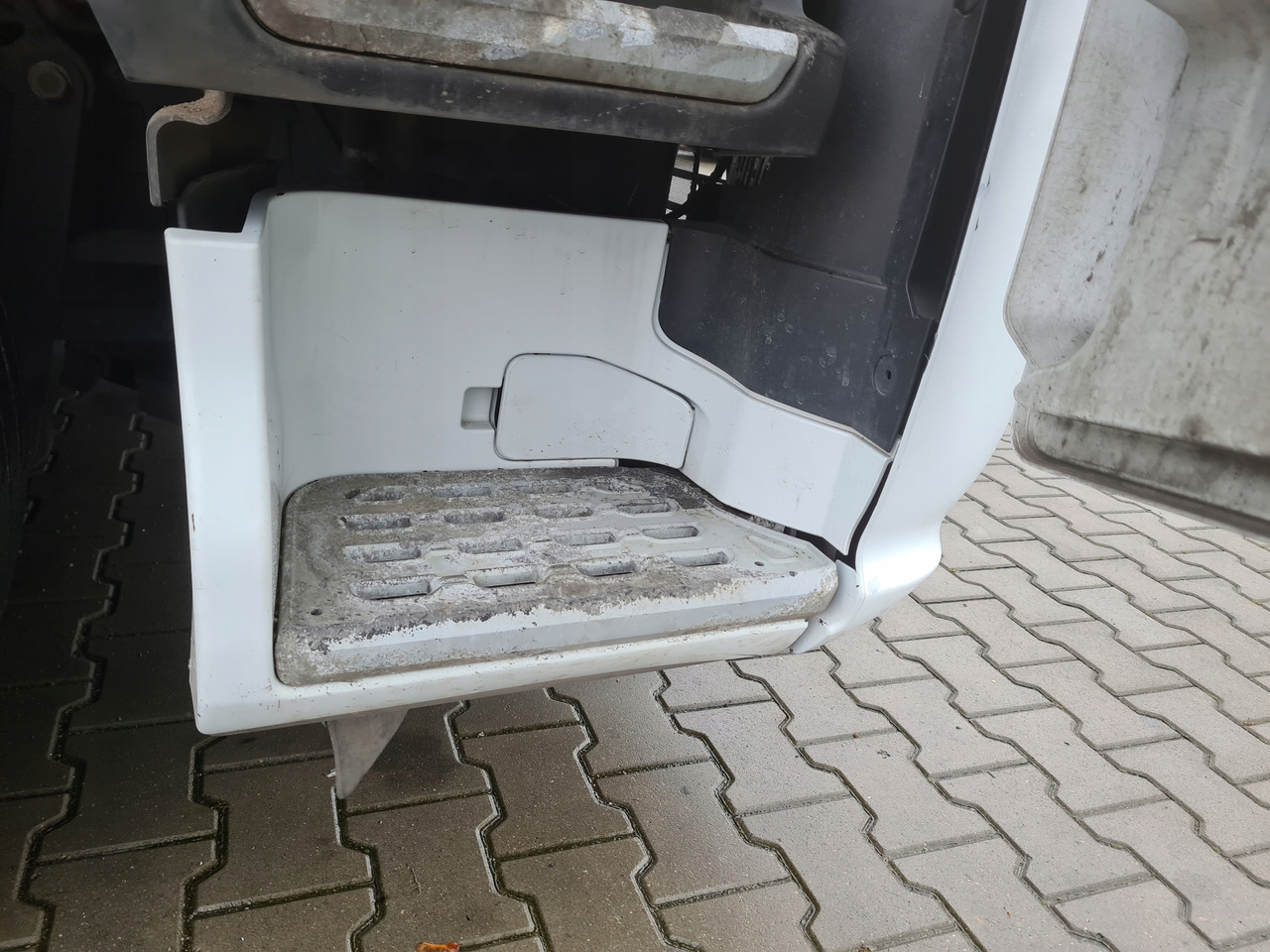 FORD F-MAX 500 TRUCKS PRZÓD KOMPLETNY LAMPA XENON LED GRILL BELKA - Bumper voor Vrachtwagen: afbeelding 5 FORD F-MAX 500 TRUCKS PRZÓD KOMPLETNY LAMPA XENON LED GRILL BELKA - Bumper voor Vrachtwagen: afbeelding 5