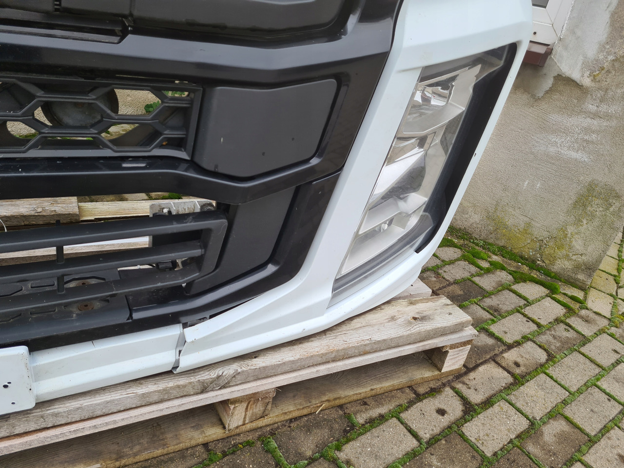 FORD PRZÓD KOMPLETNY LAMPA XENON LED GRILL BELKA - Bumper voor Vrachtwagen: afbeelding 3 FORD PRZÓD KOMPLETNY LAMPA XENON LED GRILL BELKA - Bumper voor Vrachtwagen: afbeelding 3
