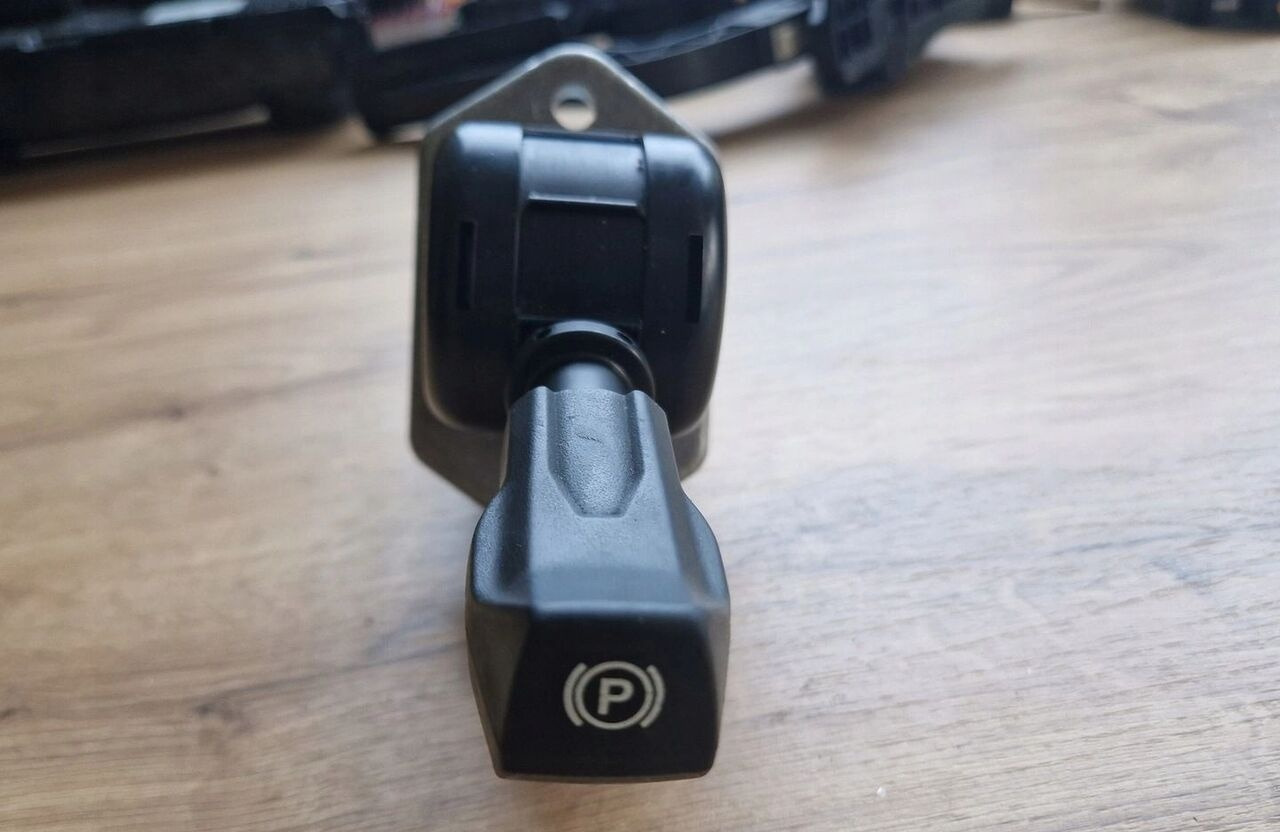 Ford F-MAX CARGO - Remdelen voor Vrachtwagen: afbeelding 1 Ford F-MAX CARGO - Remdelen voor Vrachtwagen: afbeelding 1