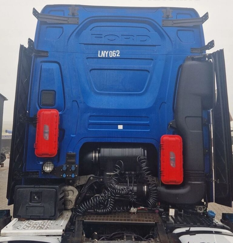 Ford KOMPLETNA F-MAX TRUCKS CARGO 500 for Ford FORD F-MAX TRUCKS CARGO 500 - Cabine: afbeelding 2 Ford KOMPLETNA F-MAX TRUCKS CARGO 500 for Ford FORD F-MAX TRUCKS CARGO 500 - Cabine: afbeelding 2