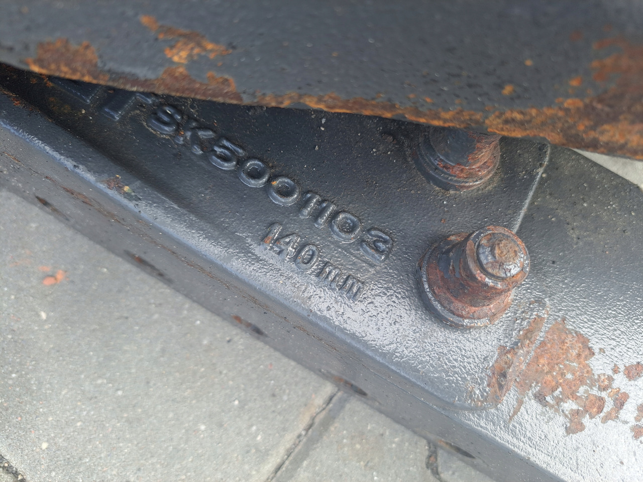 JOST SIODŁO JOST 140 MM WSPORNIK VOLVO FH FM - Koppelschotel voor Vrachtwagen: afbeelding 4 JOST SIODŁO JOST 140 MM WSPORNIK VOLVO FH FM - Koppelschotel voor Vrachtwagen: afbeelding 4