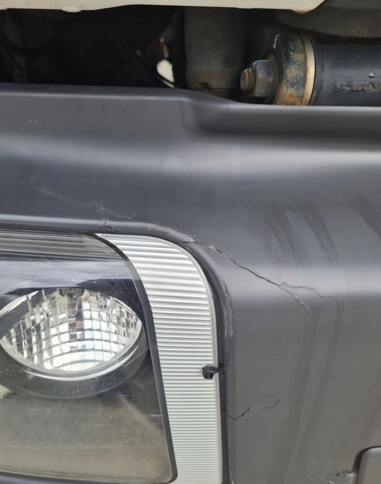 KOMPLETNY Z LAMPAMI PRZÓD RENAULT PREMIUM DXI RENAULT GAMA D - Bumper: afbeelding 5 KOMPLETNY Z LAMPAMI PRZÓD RENAULT PREMIUM DXI RENAULT GAMA D - Bumper: afbeelding 5