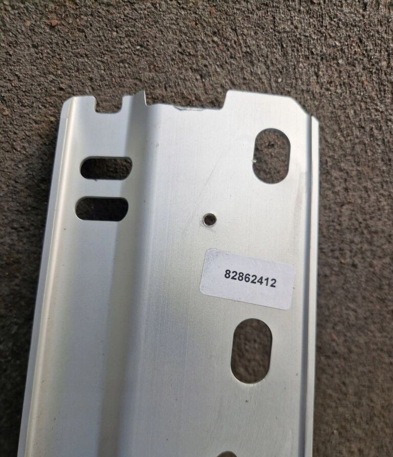 ORUROWANIE RURA NA HALOGENY KANGUR VOLVO FH 4 FH 5 FM 4 FM 5 NISKA KABINA Volvo 8286412 Volvo Kangur Volvo FH4 FM4 FM 5 niska kabina - Carrosserie en exterieur voor Vrachtwagen: afbeelding 4 ORUROWANIE RURA NA HALOGENY KANGUR VOLVO FH 4 FH 5 FM 4 FM 5 NISKA KABINA Volvo 8286412 Volvo Kangur Volvo FH4 FM4 FM 5 niska kabina - Carrosserie en exterieur voor Vrachtwagen: afbeelding 4