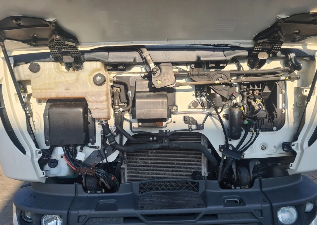 RENAULT KOMPLETNA RENAULT GAMA D 210 EURO 6 2020 ROK AUTOMAT - Cabine: afbeelding 3 RENAULT KOMPLETNA RENAULT GAMA D 210 EURO 6 2020 ROK AUTOMAT - Cabine: afbeelding 3