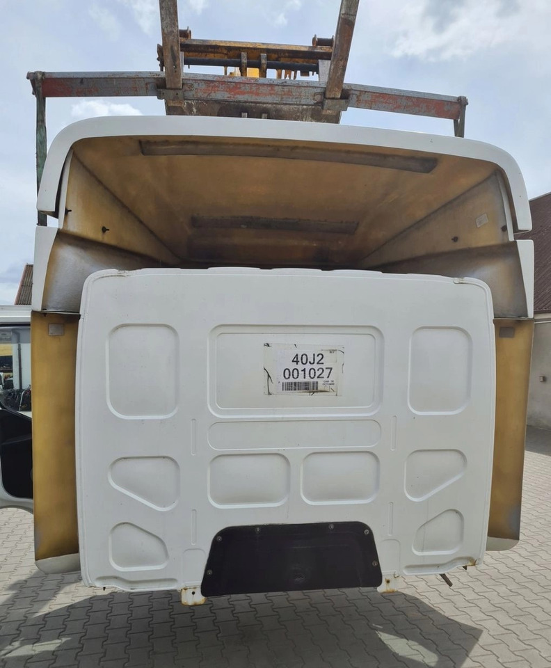 RENAULT KOMPLETNA RENAULT GAMA D12 D EURO 6 NISKA - Cabine voor Vrachtwagen: afbeelding 5 RENAULT KOMPLETNA RENAULT GAMA D12 D EURO 6 NISKA - Cabine voor Vrachtwagen: afbeelding 5