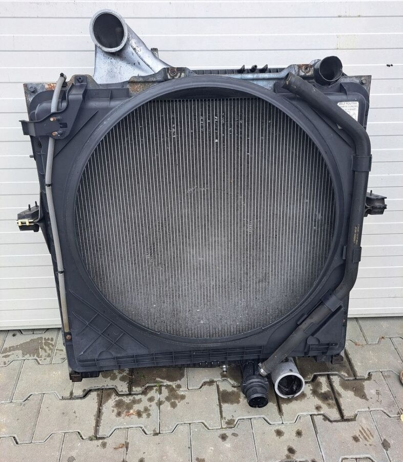 Renault CHŁODNICA WODY CIECZY PŁYNU GAMA T RANGE DTI 11 7422374735 - Radiateur voor Vrachtwagen: afbeelding 2 Renault CHŁODNICA WODY CIECZY PŁYNU GAMA T RANGE DTI 11 7422374735 - Radiateur voor Vrachtwagen: afbeelding 2
