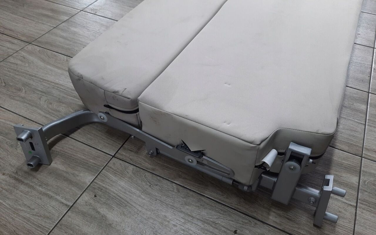 Renault ŁÓŻKO GÓRNE LEŻANKA RENAULT GAMA T RANGE - Zitplaats voor Vrachtwagen: afbeelding 4 Renault ŁÓŻKO GÓRNE LEŻANKA RENAULT GAMA T RANGE - Zitplaats voor Vrachtwagen: afbeelding 4