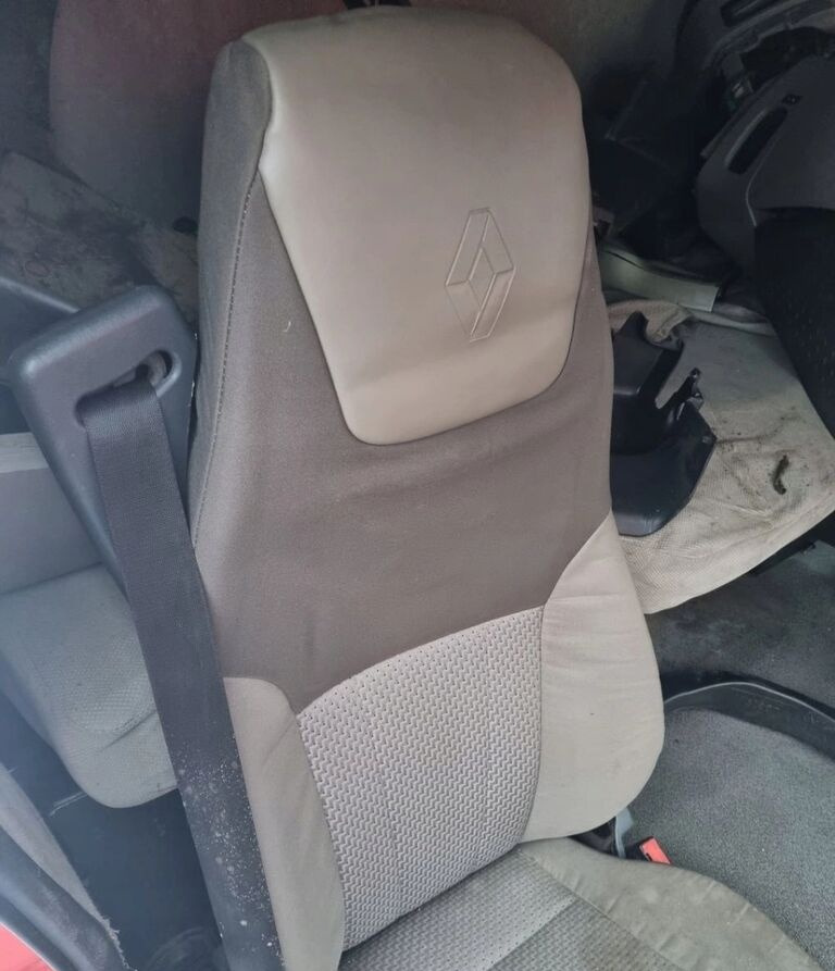 Renault PREMIUM DXI Renault - Zitplaats voor Vrachtwagen: afbeelding 2 Renault PREMIUM DXI Renault - Zitplaats voor Vrachtwagen: afbeelding 2