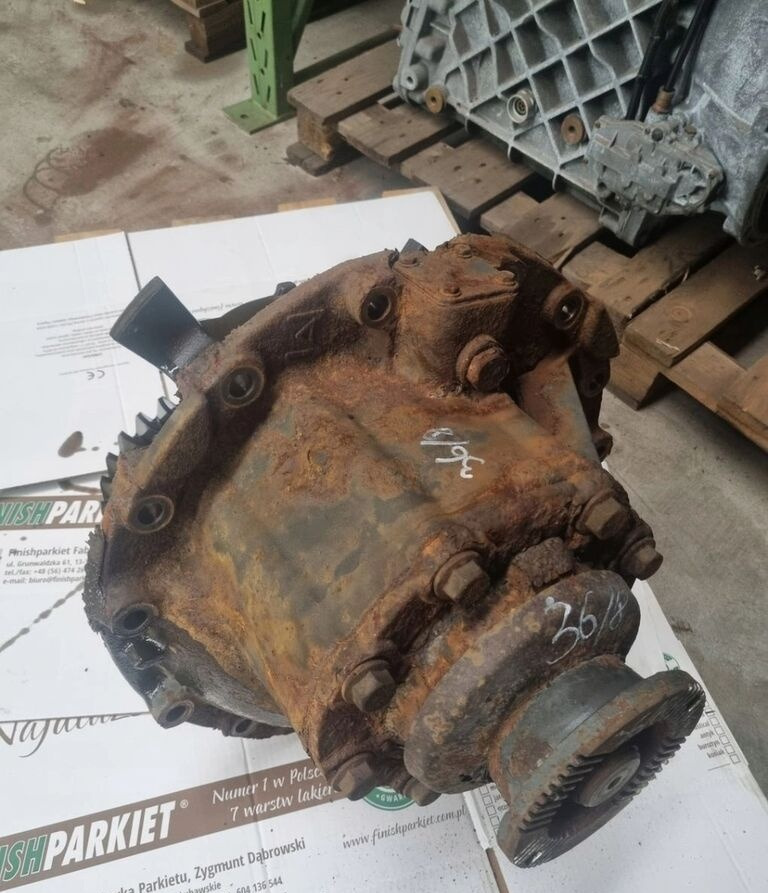 Renault WKŁAD MOSTU DYFER GŁÓWKA MIDLUM DXI VOLVO FL R22.5 4.75 38/8 Meritor RENAULT MIDLUM DXI VOLVO FL R22.5 4.75 38/8 - Differentieel voor Vrachtwagen: afbeelding 1 Renault WKŁAD MOSTU DYFER GŁÓWKA MIDLUM DXI VOLVO FL R22.5 4.75 38/8 Meritor RENAULT MIDLUM DXI VOLVO FL R22.5 4.75 38/8 - Differentieel voor Vrachtwagen: afbeelding 1