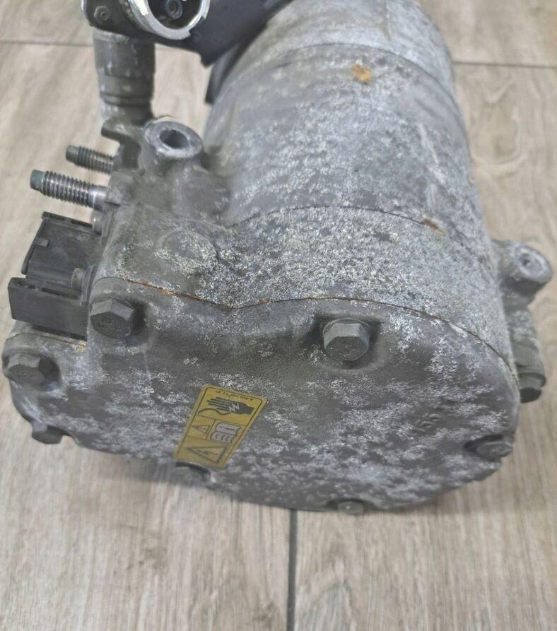 Sanden SPRĘŻARKA KOMPRESOR KLIMATYZACJI VOLVO FH 4 FMX 84176798 - Airco compressor voor Vrachtwagen: afbeelding 1 Sanden SPRĘŻARKA KOMPRESOR KLIMATYZACJI VOLVO FH 4 FMX 84176798 - Airco compressor voor Vrachtwagen: afbeelding 1