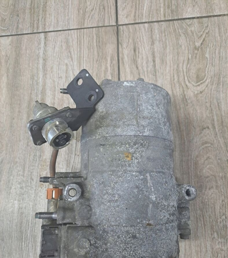 Sanden SPRĘŻARKA KOMPRESOR KLIMATYZACJI VOLVO FH 4 FMX 84176798 - Airco compressor voor Vrachtwagen: afbeelding 3 Sanden SPRĘŻARKA KOMPRESOR KLIMATYZACJI VOLVO FH 4 FMX 84176798 - Airco compressor voor Vrachtwagen: afbeelding 3