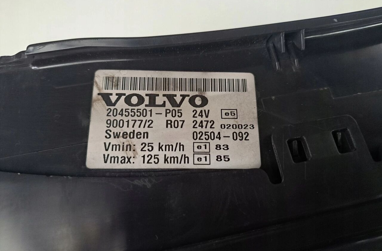 VDO ZEGARY LICZNIKI VOLVO FH FM 7 9 12 AUTOMAT 20455501-P05 - Instrumentenpaneel voor Vrachtwagen: afbeelding 2 VDO ZEGARY LICZNIKI VOLVO FH FM 7 9 12 AUTOMAT 20455501-P05 - Instrumentenpaneel voor Vrachtwagen: afbeelding 2