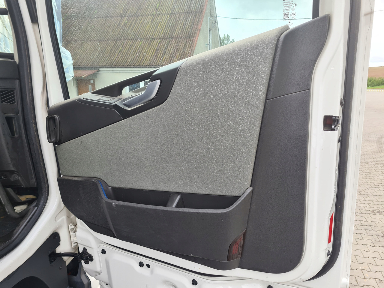 VOLVO DRZWI KOMPLETNE PRAWE VOLVO FH 5 ORYGINAŁ 1103 - Deur en onderdelen: afbeelding 4 VOLVO DRZWI KOMPLETNE PRAWE VOLVO FH 5 ORYGINAŁ 1103 - Deur en onderdelen: afbeelding 4