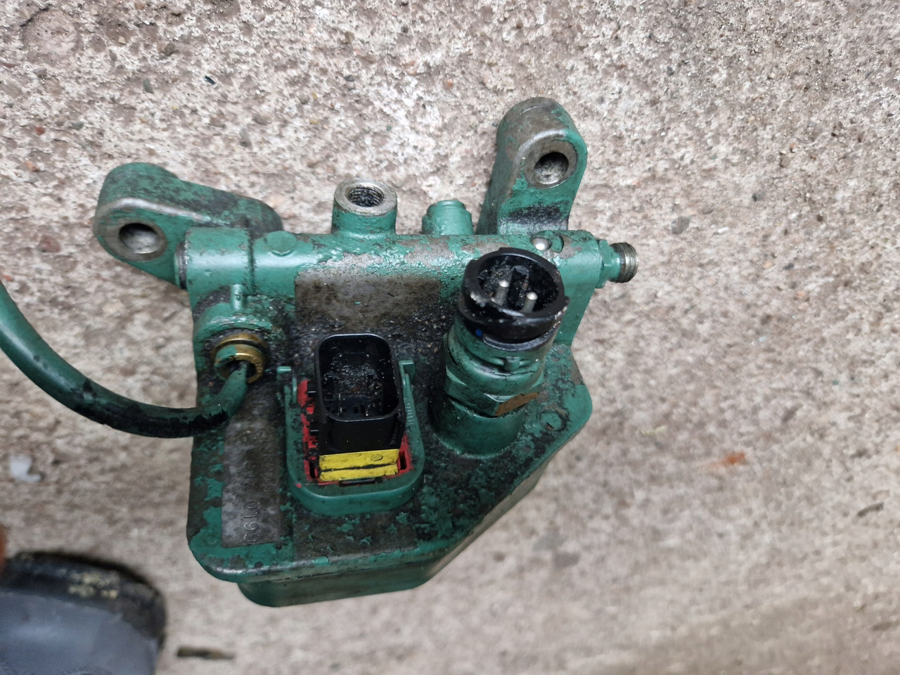 Volvo MODUŁ DOZOWANIA VOLVO FH FM RENAULT 21932493 - Brandstoffilter voor Vrachtwagen: afbeelding 1 Volvo MODUŁ DOZOWANIA VOLVO FH FM RENAULT 21932493 - Brandstoffilter voor Vrachtwagen: afbeelding 1