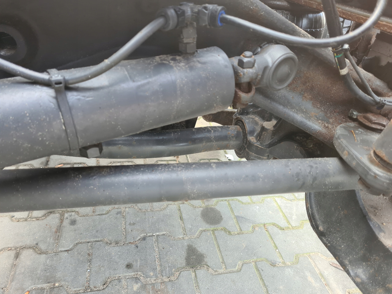 ZF SIŁOWNIK OSI SKRĘTNEJ KIEROWANEJ VOLVO FH FM 9 13 4 - Stuurinrichting voor Vrachtwagen: afbeelding 5 ZF SIŁOWNIK OSI SKRĘTNEJ KIEROWANEJ VOLVO FH FM 9 13 4 - Stuurinrichting voor Vrachtwagen: afbeelding 5