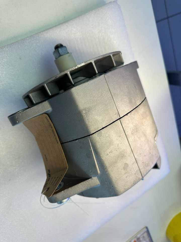 Woda Case combine - Dynamo voor Vrachtwagen: afbeelding 2 Woda Case combine - Dynamo voor Vrachtwagen: afbeelding 2