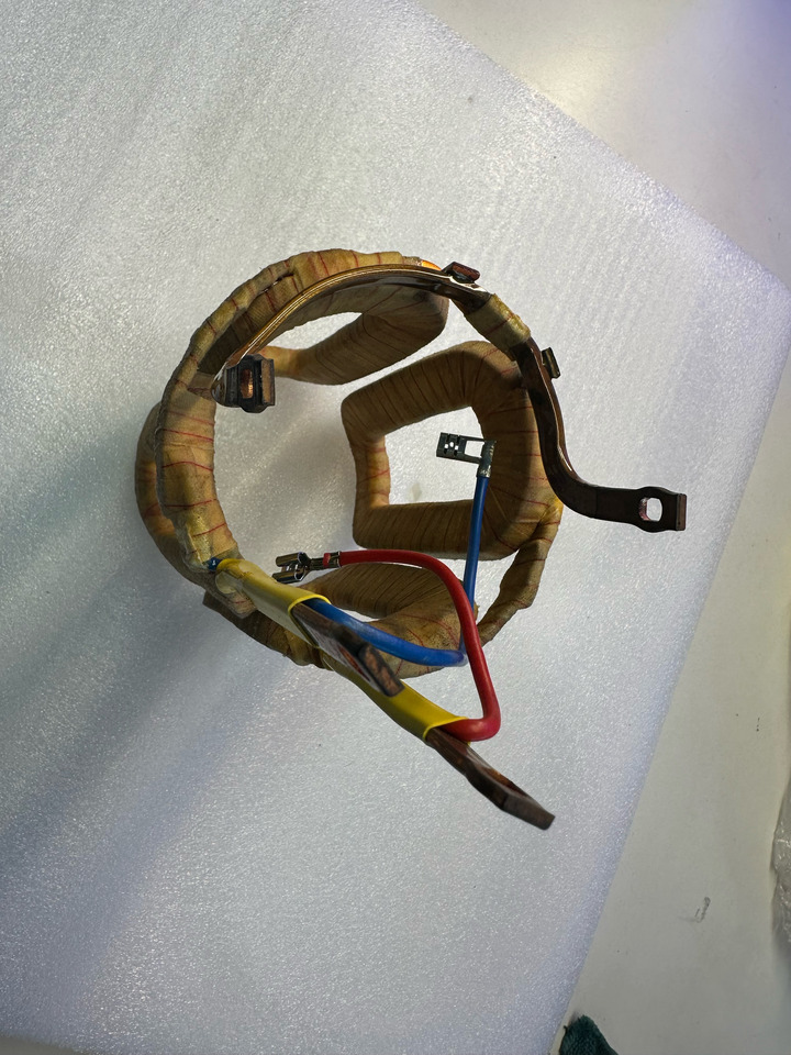 Woda field coil Bosch - Starter voor Vrachtwagen: afbeelding 3 Woda field coil Bosch - Starter voor Vrachtwagen: afbeelding 3