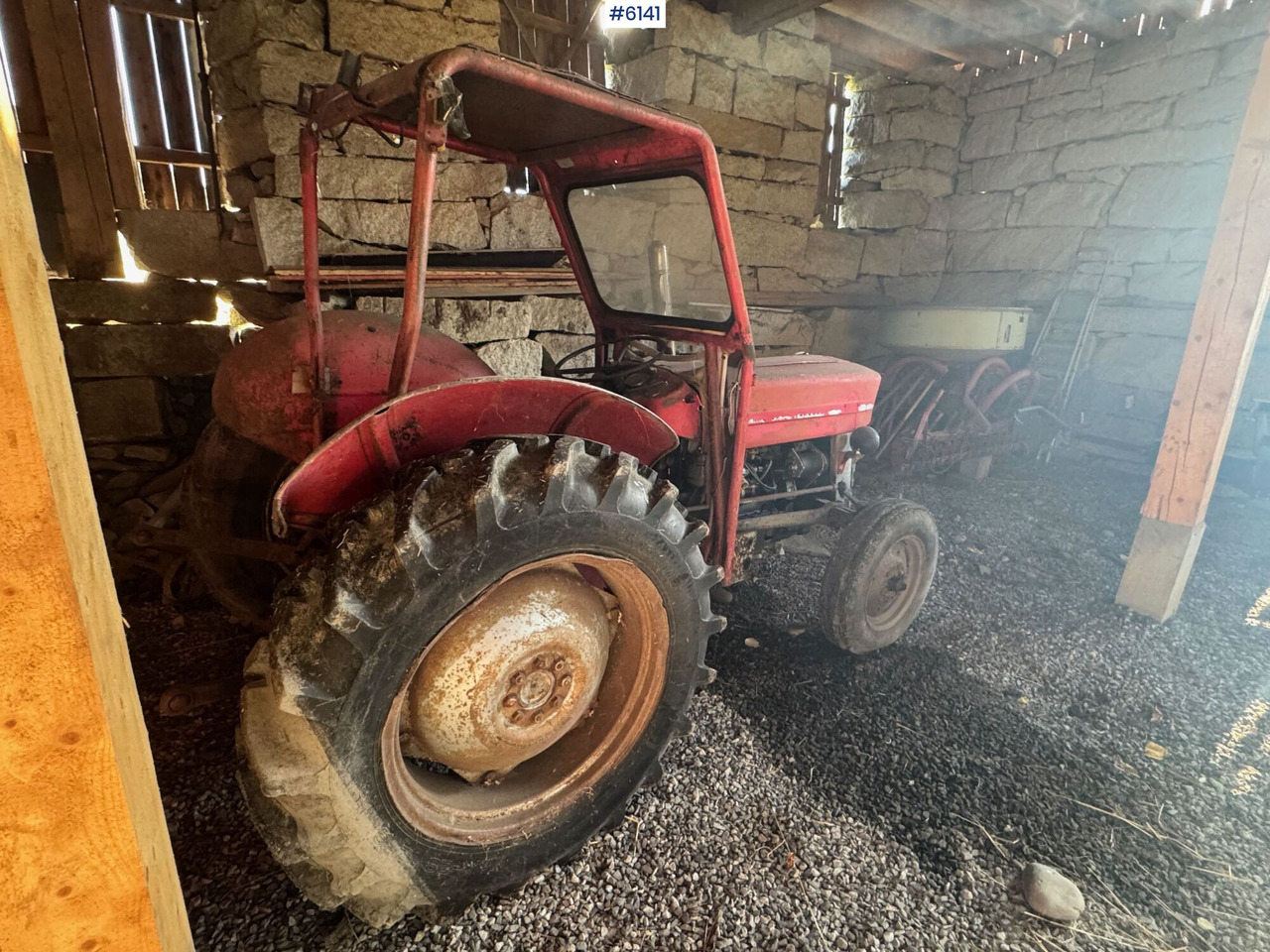 1967 Massey Ferguson 135. WATCH VIDEO! - Tractor: afbeelding 4 1967 Massey Ferguson 135. WATCH VIDEO! - Tractor: afbeelding 4