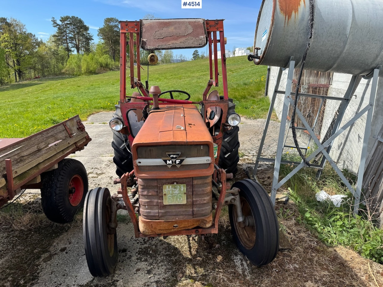 1968 Massey Ferguson 133 - Tractor: afbeelding 2 1968 Massey Ferguson 133 - Tractor: afbeelding 2