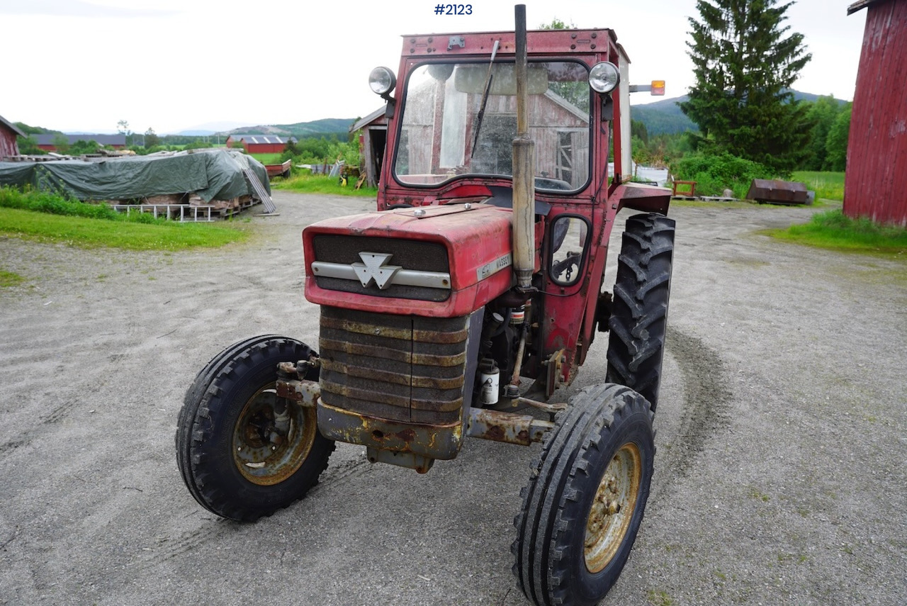 1977 Massey Ferguson 135 - Tractor: afbeelding 2 1977 Massey Ferguson 135 - Tractor: afbeelding 2