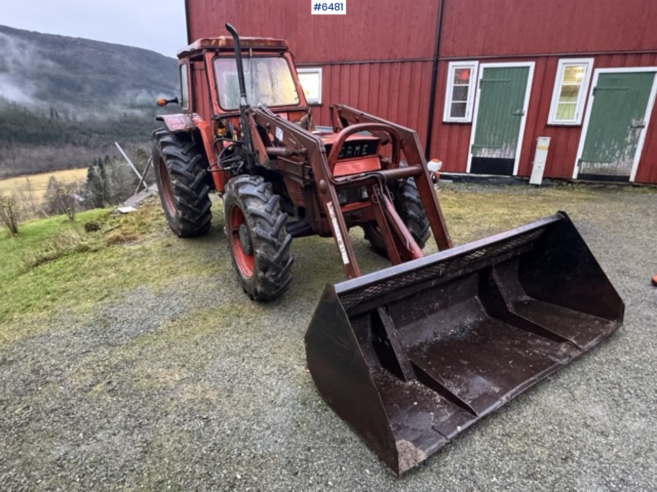 1979 SAME Kosarod 70 with loader and 2 buckets! Repair object - Tractor: afbeelding 1 1979 SAME Kosarod 70 with loader and 2 buckets! Repair object - Tractor: afbeelding 1