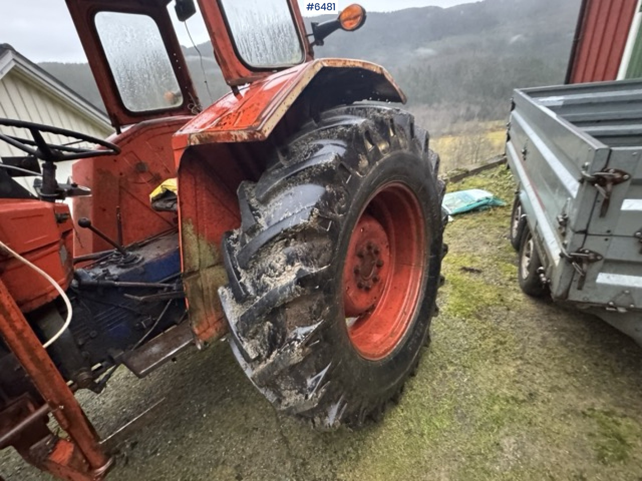 Tractor 1979 SAME Kosarod 70 with loader and 2 buckets! Repair object: afbeelding 16 Tractor 1979 SAME Kosarod 70 with loader and 2 buckets! Repair object: afbeelding 16